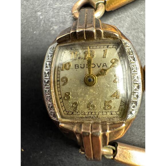 Vintage Bulova Rose 14K ROLLED GOLD Plate Ladies Cocktail Wrist Watch 16mm